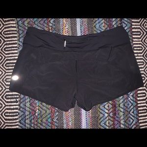 lululemon shorts!!